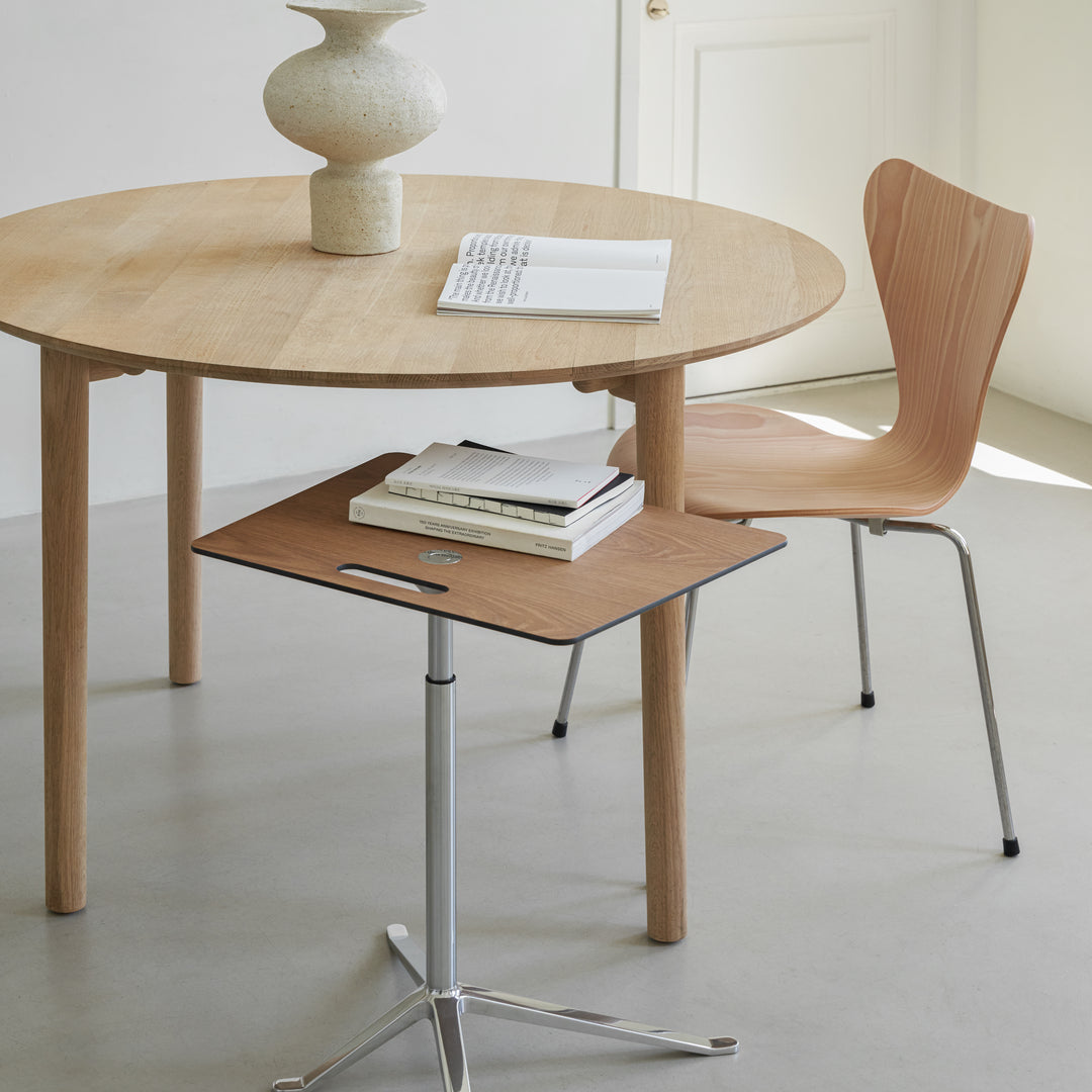 Hven Round Dining Table