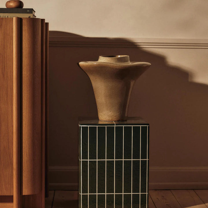 Evio Vase