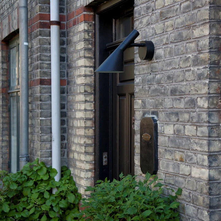 AJ 50 Outdoor Wall Lamp - ökenhem