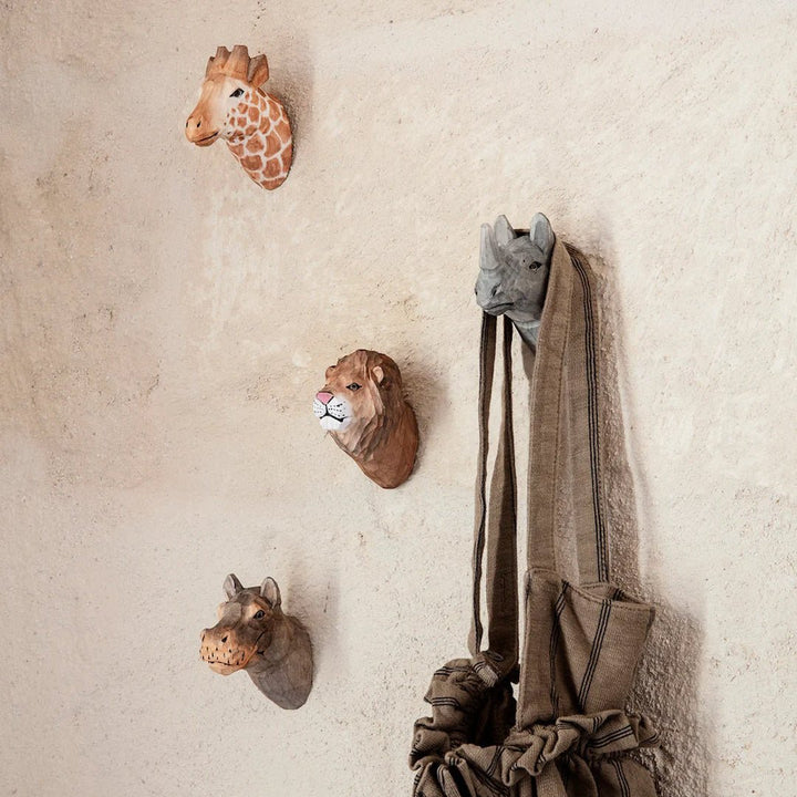 Animal Hand - Carved Hook - ökenhem