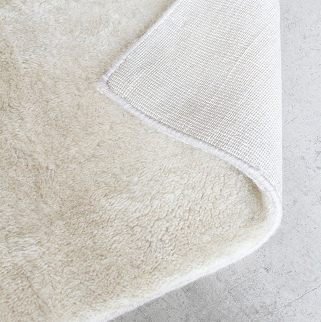 Artisan Plain Wool Rug - Bone White - ökenhem
