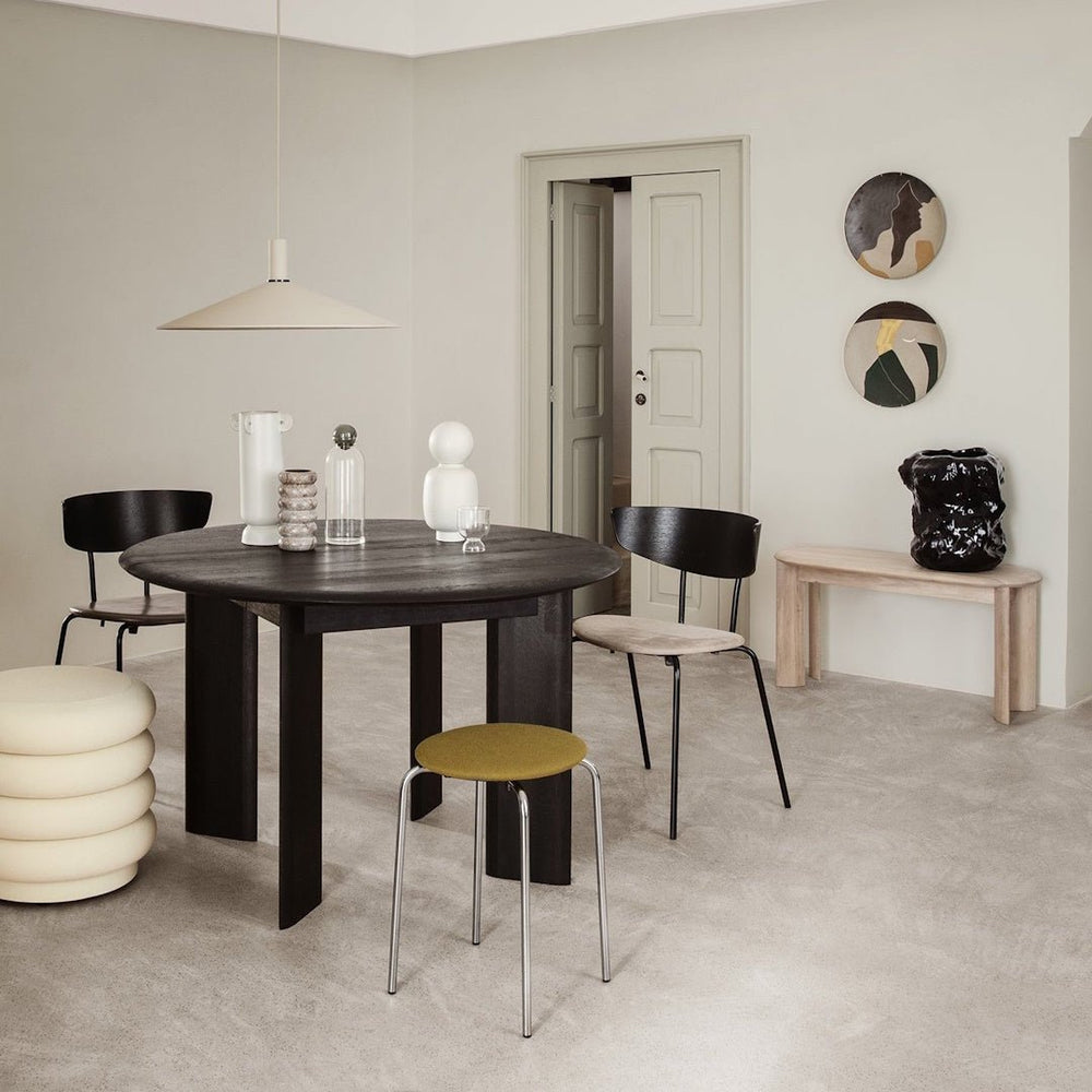 Bevel Table - Round - ökenhem