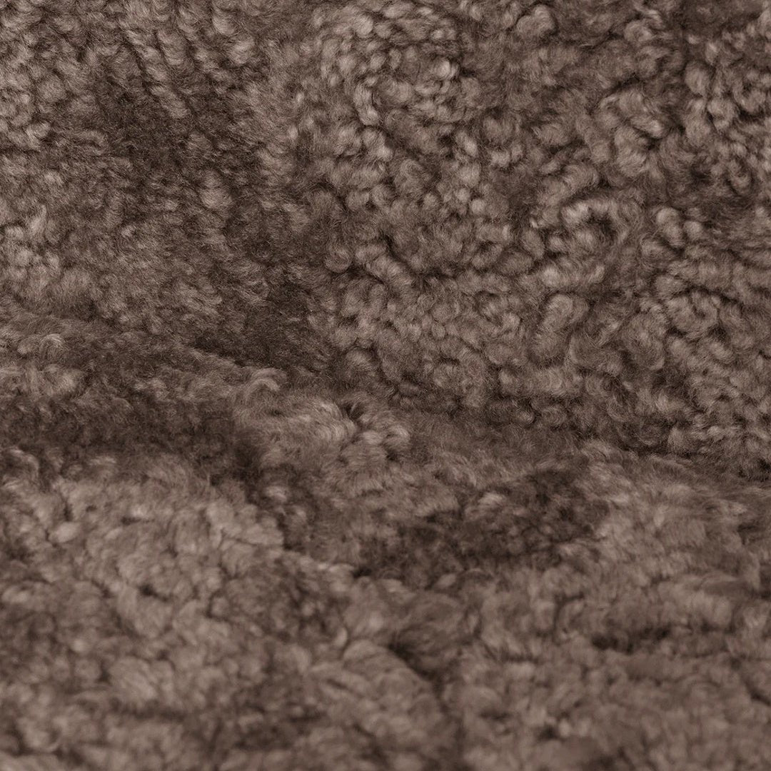 Buur Lounge Chair - Sheepskin - ökenhem