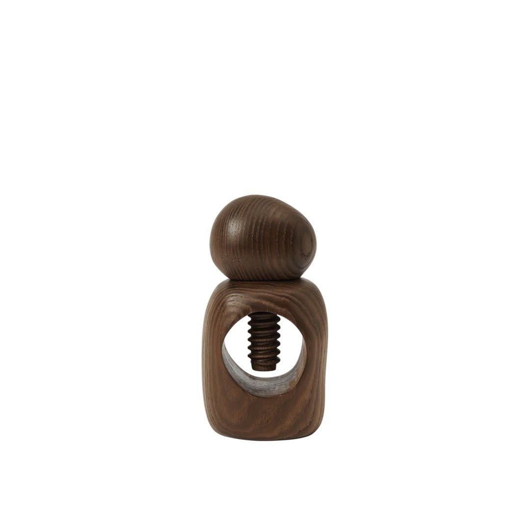 Cairn Nut Cracker - ökenhem