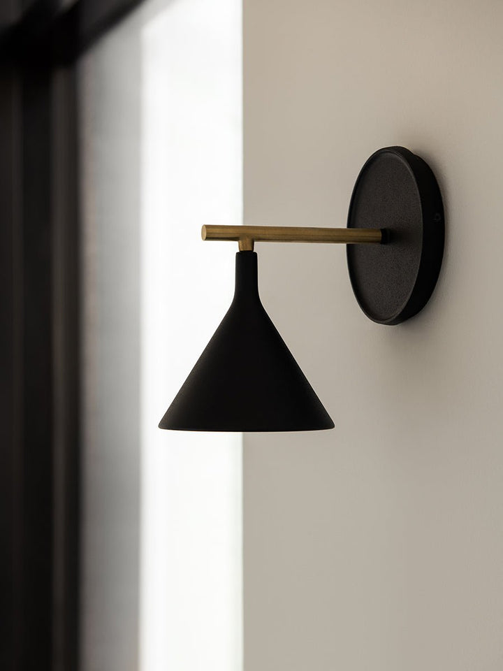 Cast Sconce Wall Lamp - ökenhem