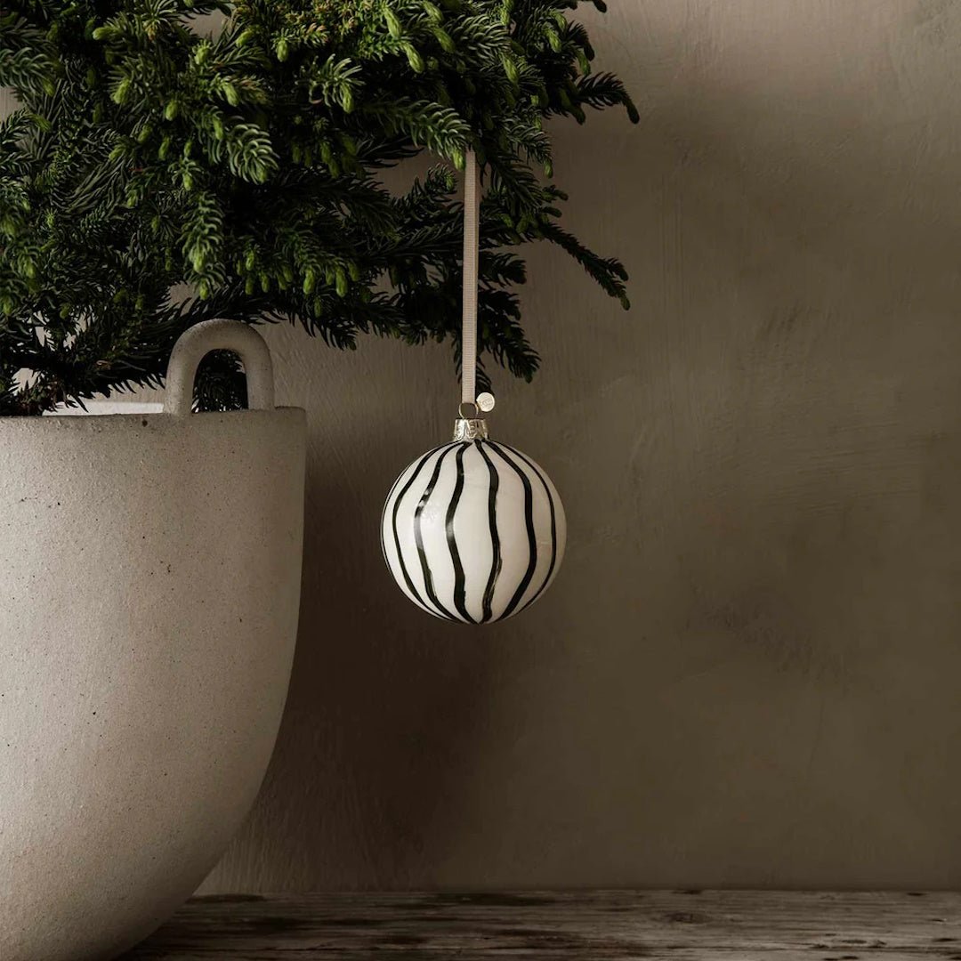 Christmas Glass Ornaments - Lines - Set of 4 - ökenhem
