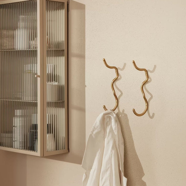 Curvature Hook - ökenhem