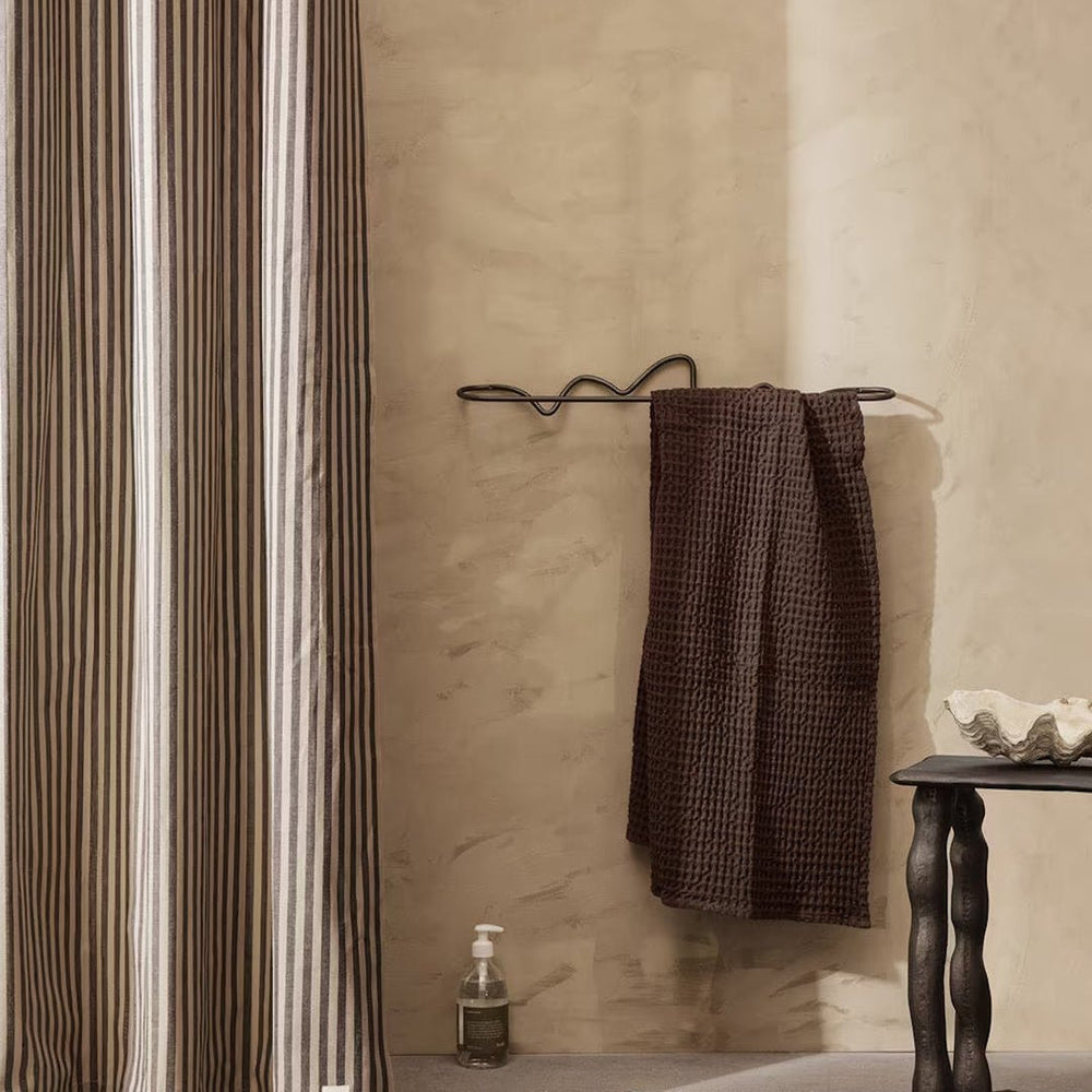 Curvature Towel Hanger - ökenhem
