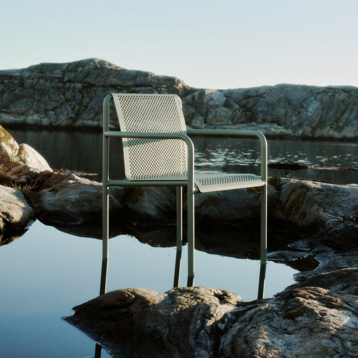 Dapple Chair with Arms - ökenhem