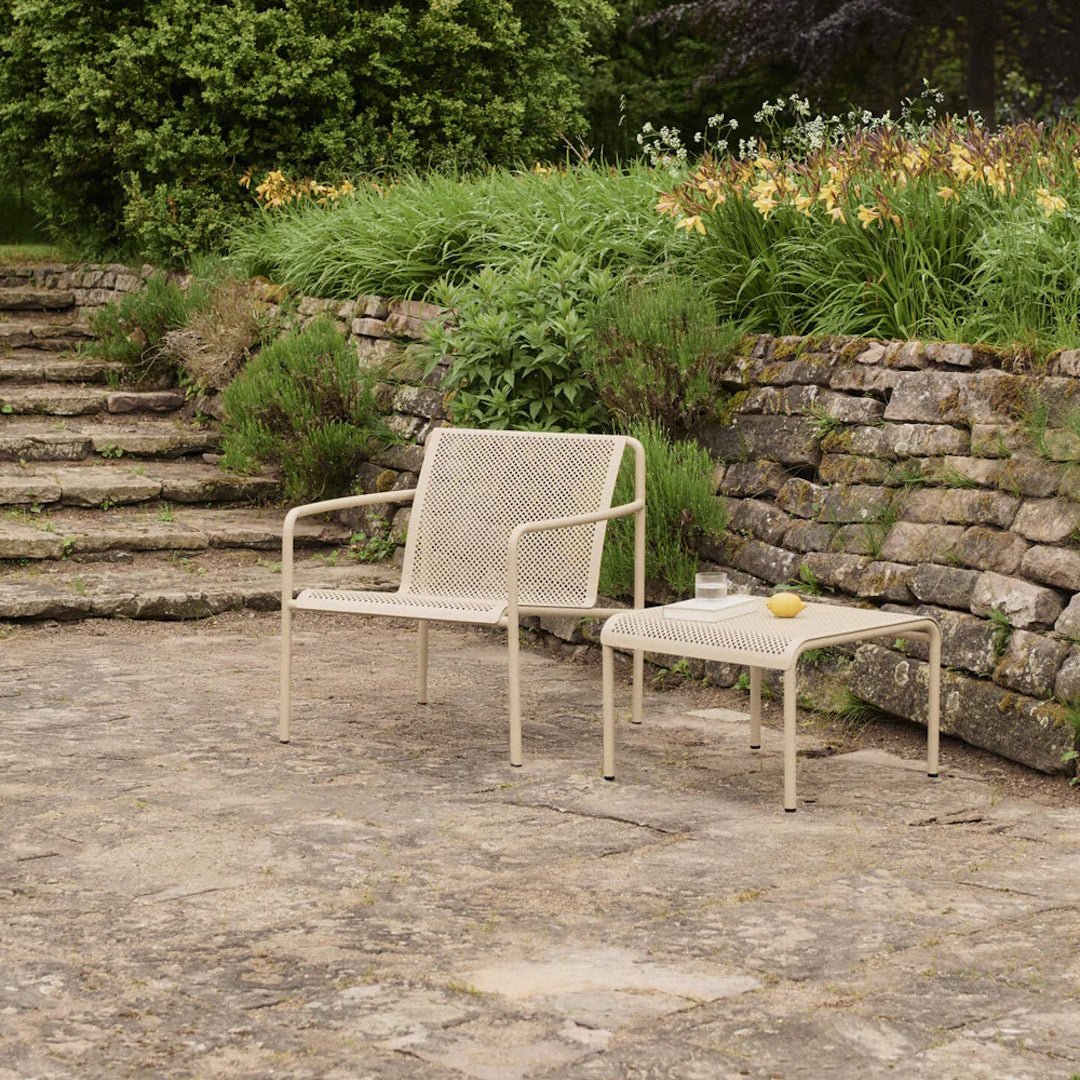 Dapple Lounge Chair with Arms - ökenhem