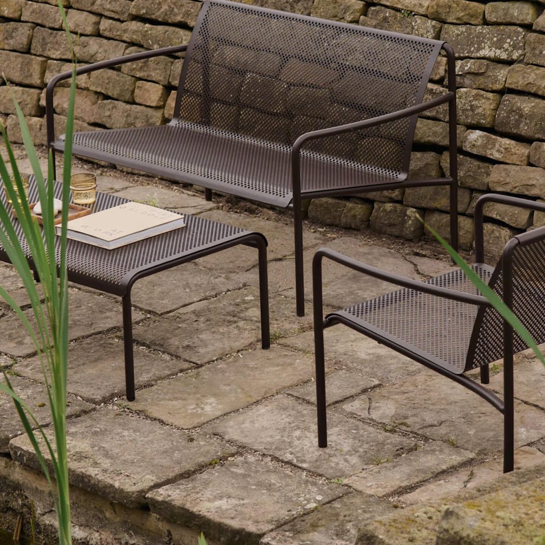 Dapple Lounge Chair with Arms - ökenhem