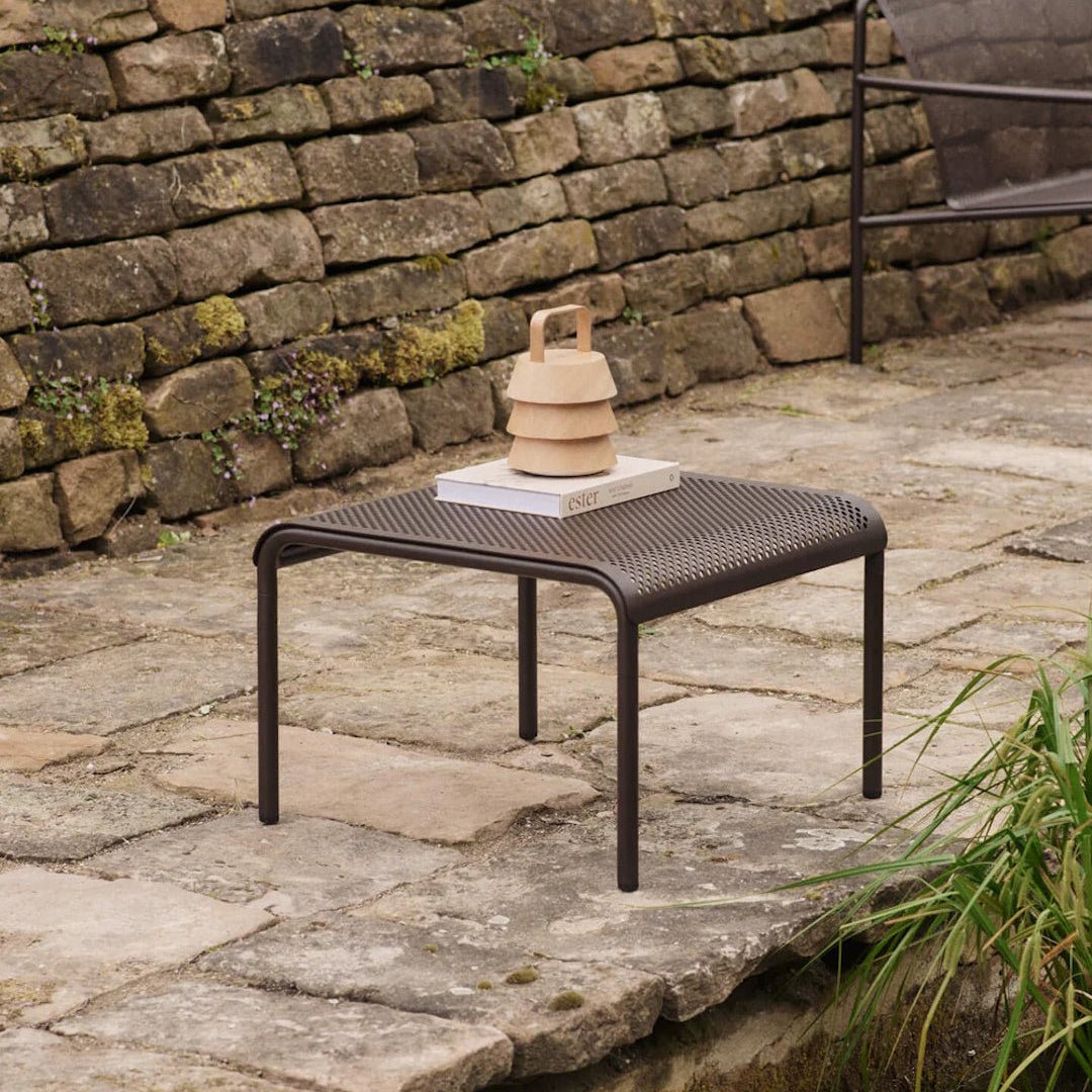 Dapple Low Table - 57 x 57 - ökenhem