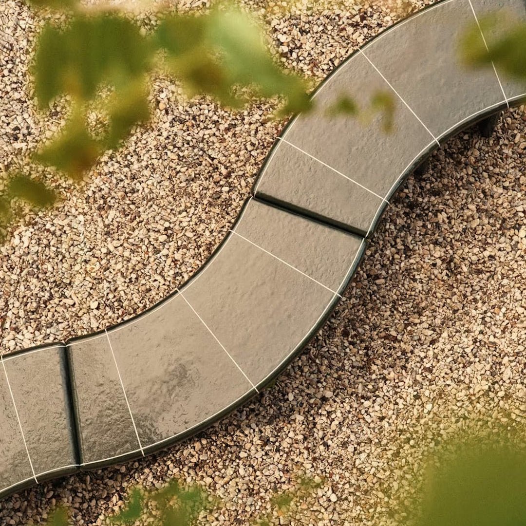 Deya Curved Bench - ökenhem