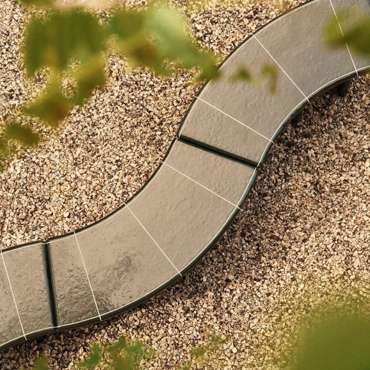 Deya Curved Bench - ökenhem