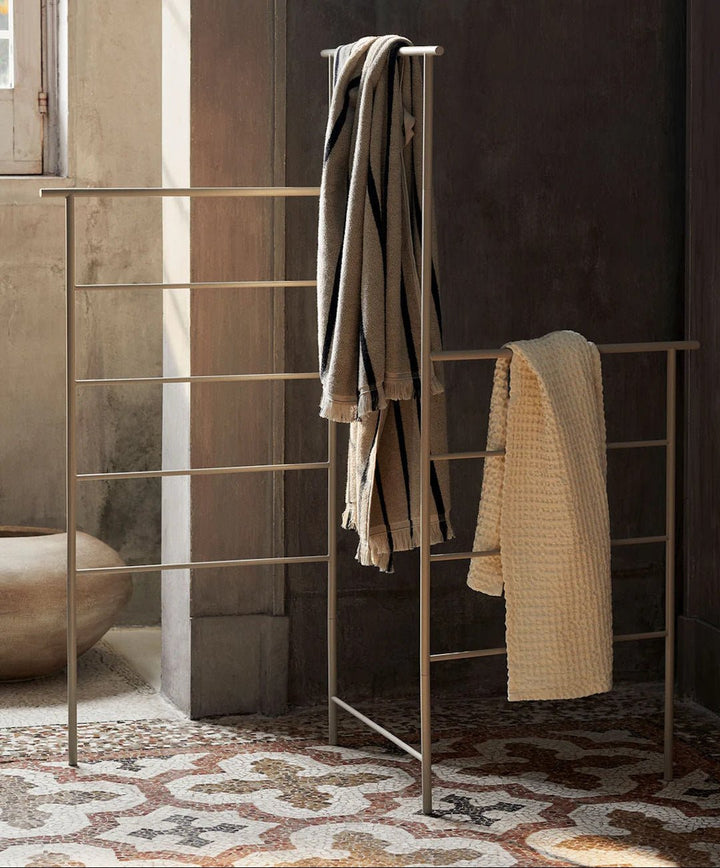 Dora Clothes Stand - ökenhem