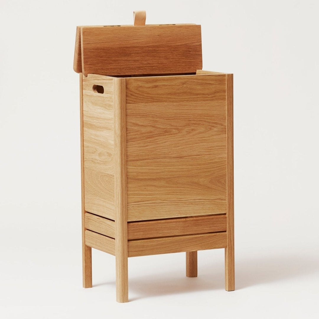 Form & Refine A Line Laundry Box, Oak - ökenhem