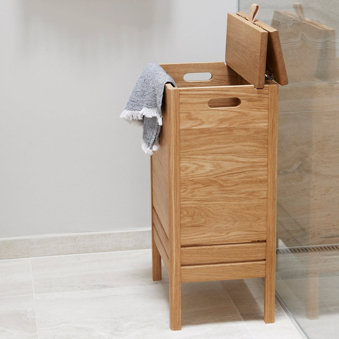 Form & Refine A Line Laundry Box, Oak - ökenhem