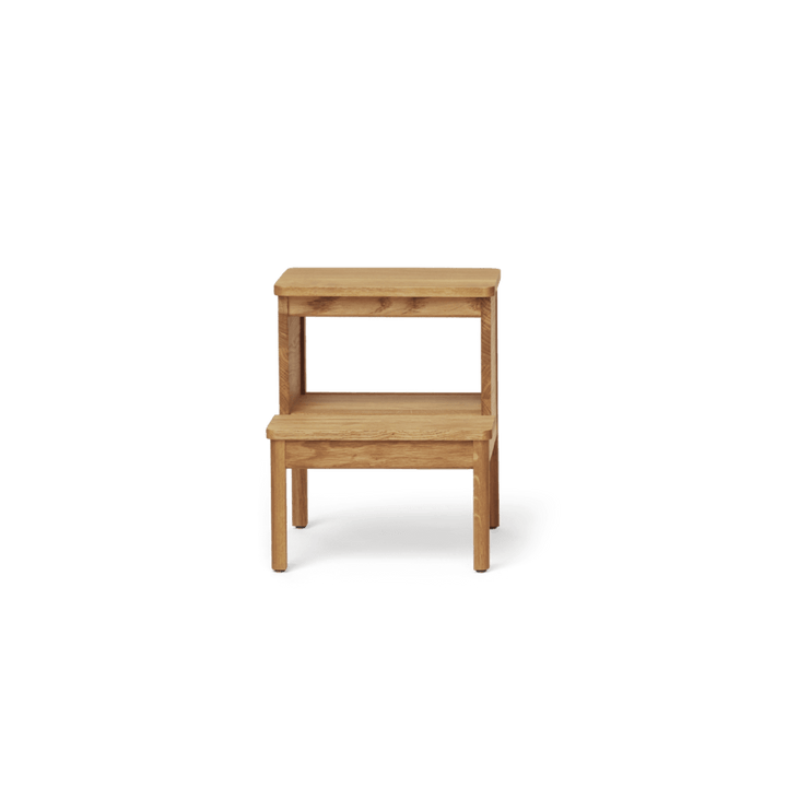Form &amp; Refine A Line Stepstool, Oak - ökenhem