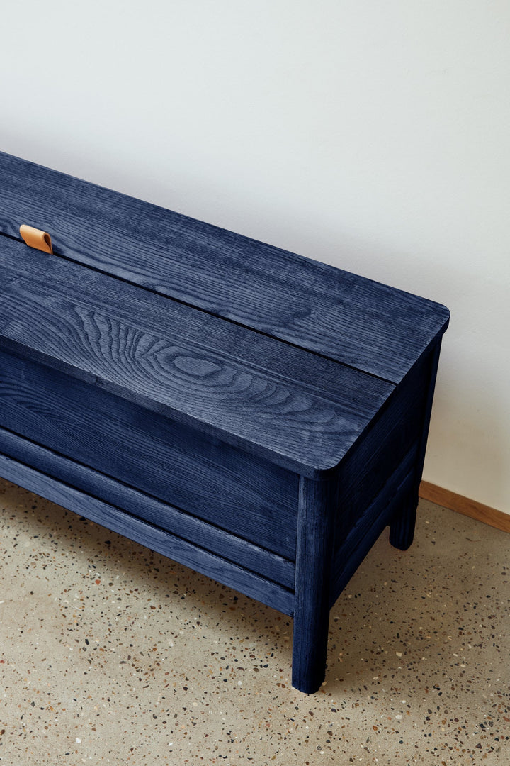 Form & Refine A Line Storage Bench 111, Indigo Blue Special Edition - ökenhem