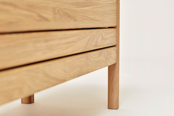 Form & Refine A Line Storage Bench 111, Oak - ökenhem