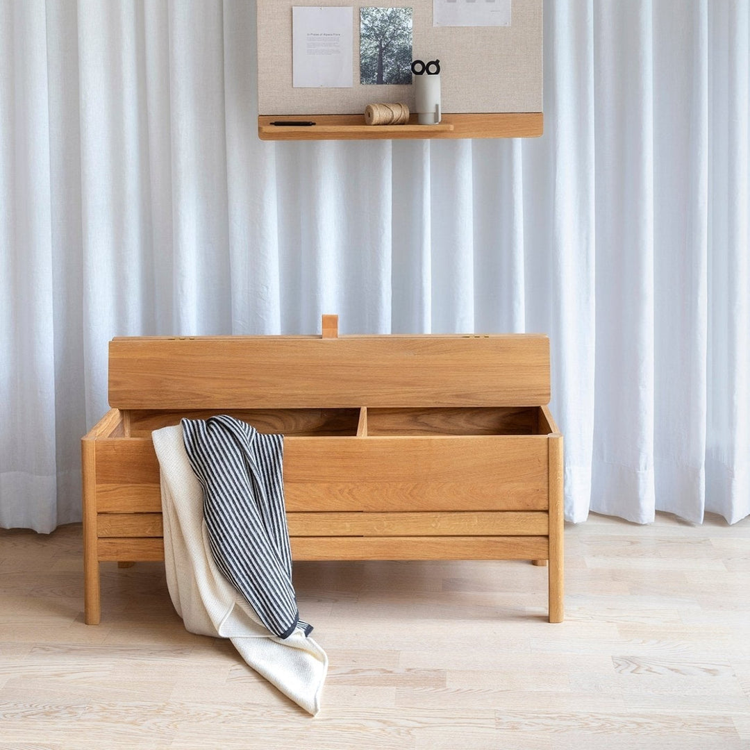 Form & Refine A Line Storage Bench 111, Oak - ökenhem