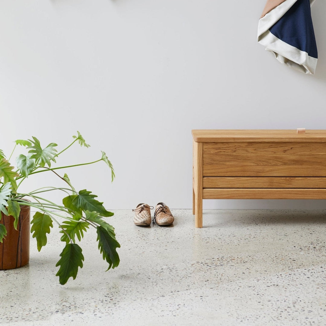 Form & Refine A Line Storage Bench 111, Oak - ökenhem