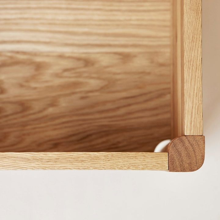 Form & Refine A Line Storage Bench 111, White Oak - ökenhem