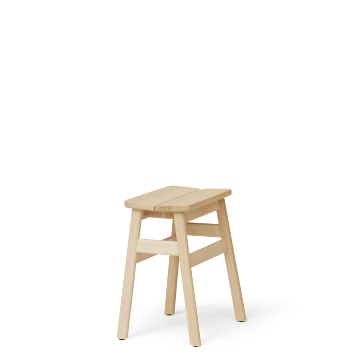Form &amp; Refine Angle Standard Stool 45, Beech - ökenhem