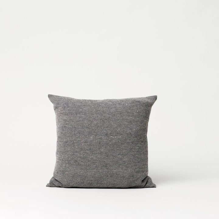 Form &amp; Refine Aymara Pillow Pattern Cream - ökenhem