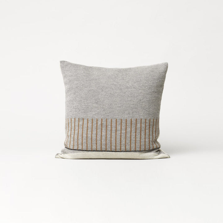 Form &amp; Refine Aymara Pillow Pattern Grey - ökenhem