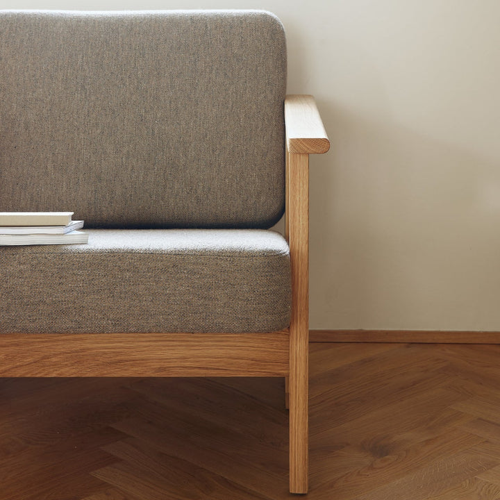 Form &amp; Refine Block Lounge Chair, Oak Hallingdal 65 - ökenhem