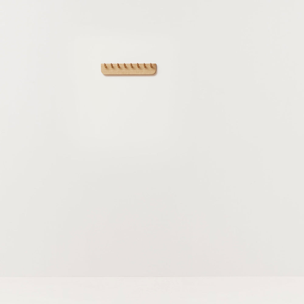 Form & Refine Echo Coat Rack 40, White Oak - ökenhem