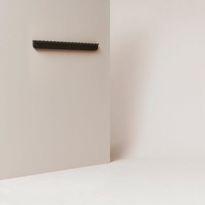 Form &amp; Refine Echo Coat Rack 88, Black - ökenhem