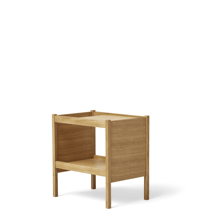 Form & Refine Journal Side Table, Oak - ökenhem