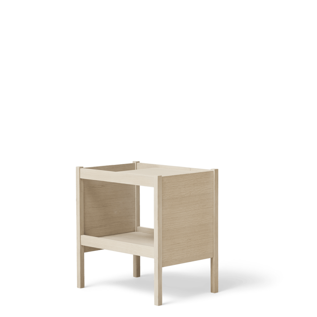 Form & Refine Journal Side Table, White Oak - ökenhem