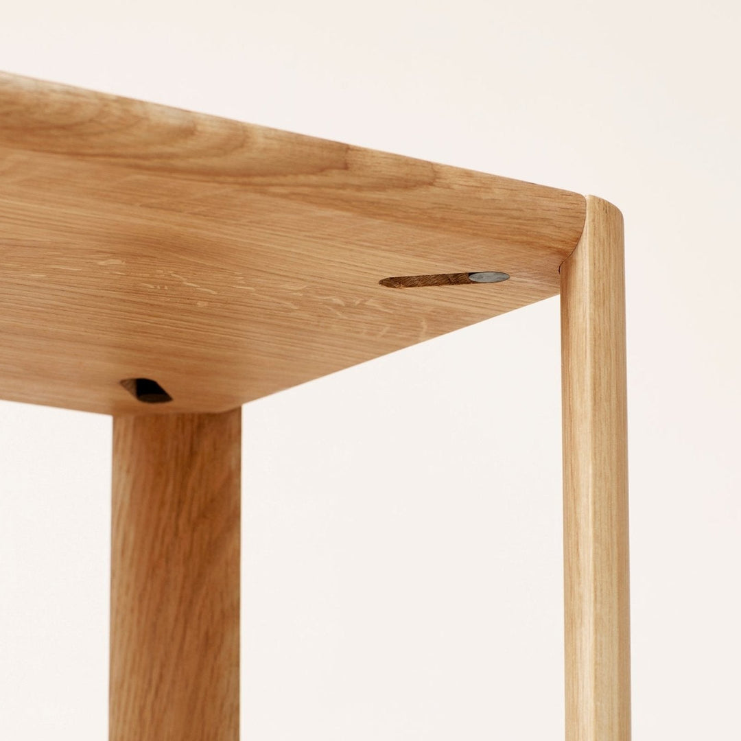 Form & Refine Leaf Shelf 2x2, Oak - ökenhem