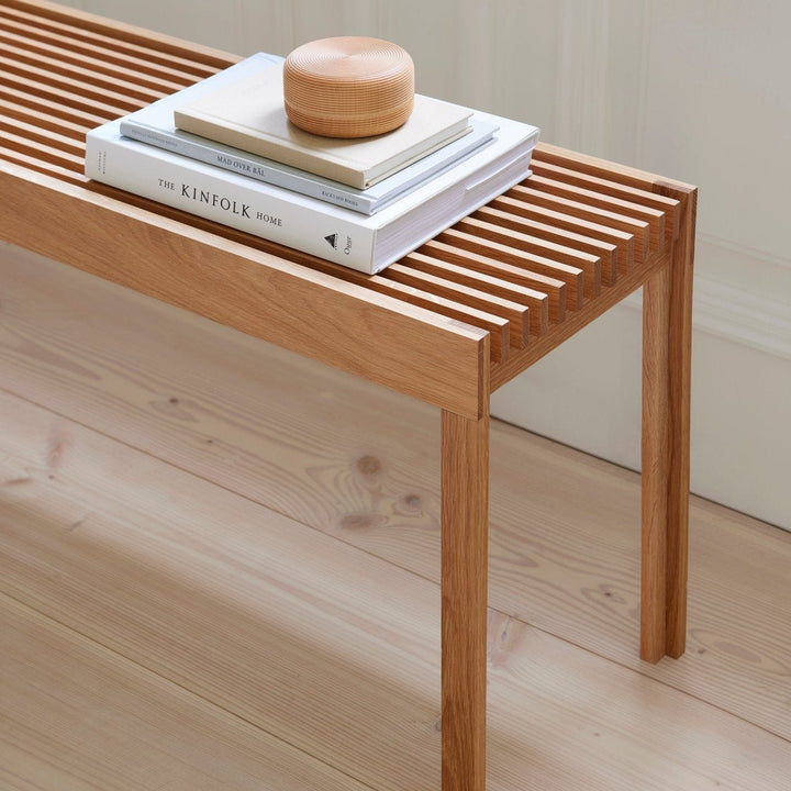 Form &amp; Refine Lightweight Bench, Oak - ökenhem