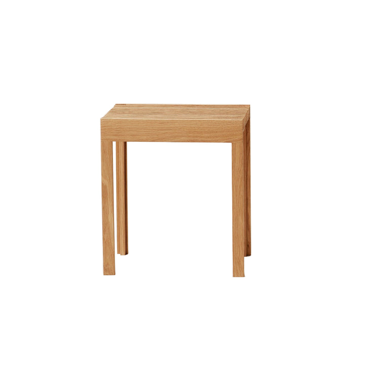 Form &amp; Refine Lightweight Stool, Oak - ökenhem