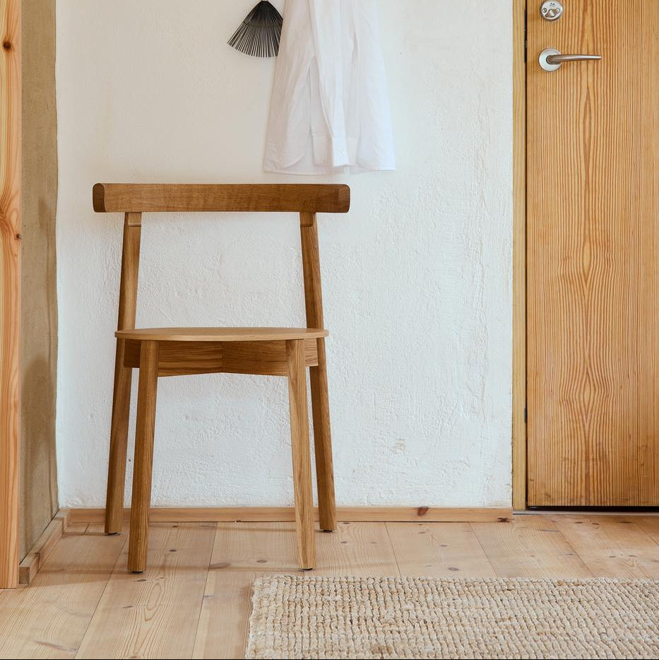 Form &amp; Refine Lunar Chair, Oak - ökenhem