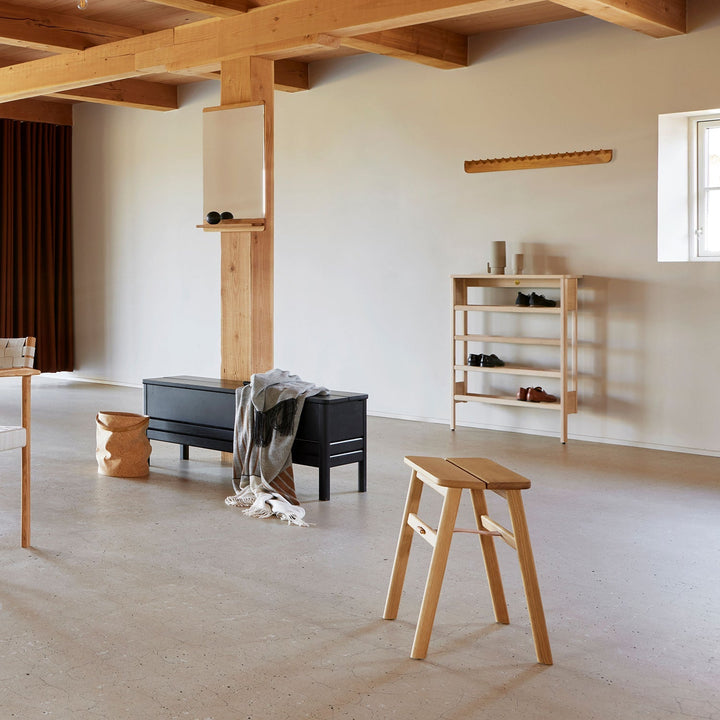 Form & Refine Rim Wall Mirror, Oak - ökenhem