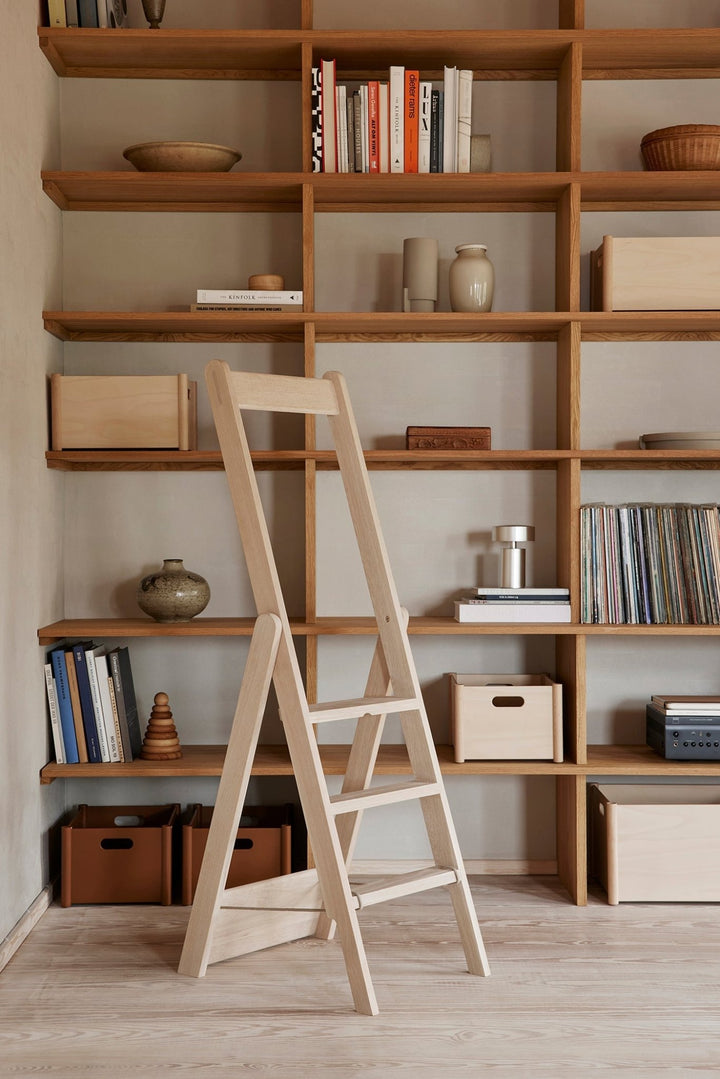 Form &amp; Refine Step by Step Ladder, Oak - ökenhem