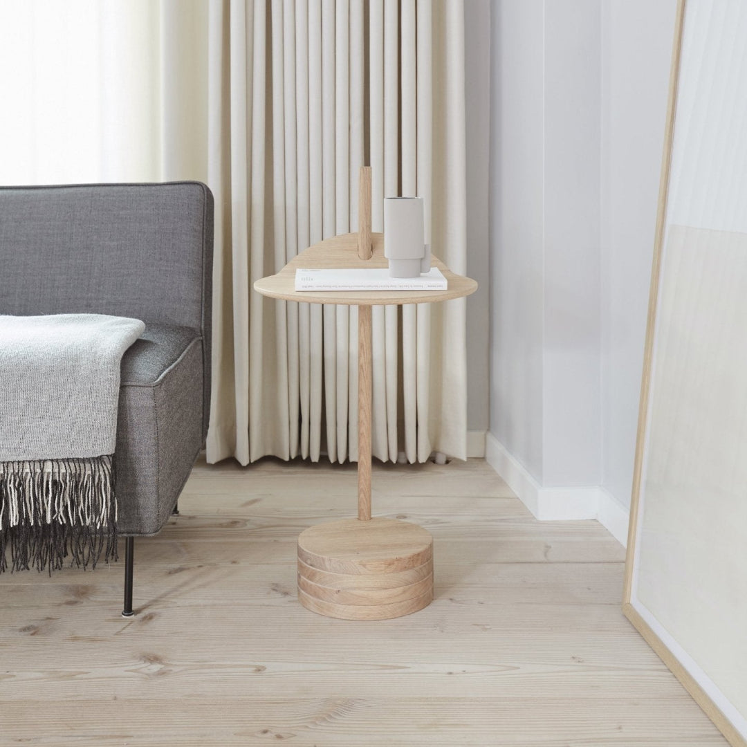 Form & Refine Stilk Side Table, Oak - ökenhem