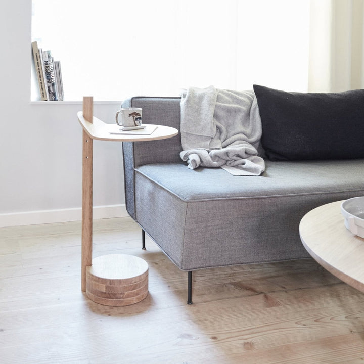 Form & Refine Stilk Side Table, Oak - ökenhem