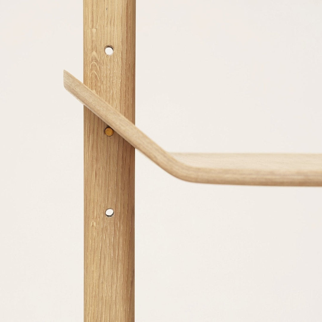 Form &amp; Refine Stilk Side Table, White Oak - ökenhem