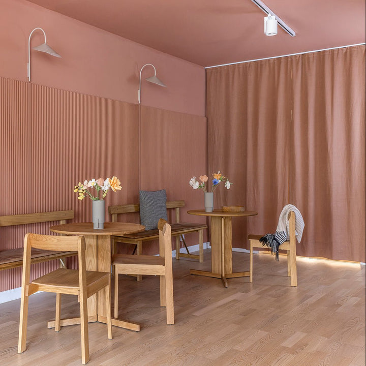 Form & Refine Trefoil Table, Oak - ökenhem