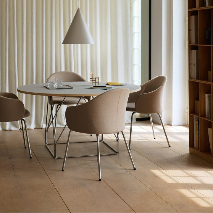 Gomo Armchair - Tube Base - ökenhem