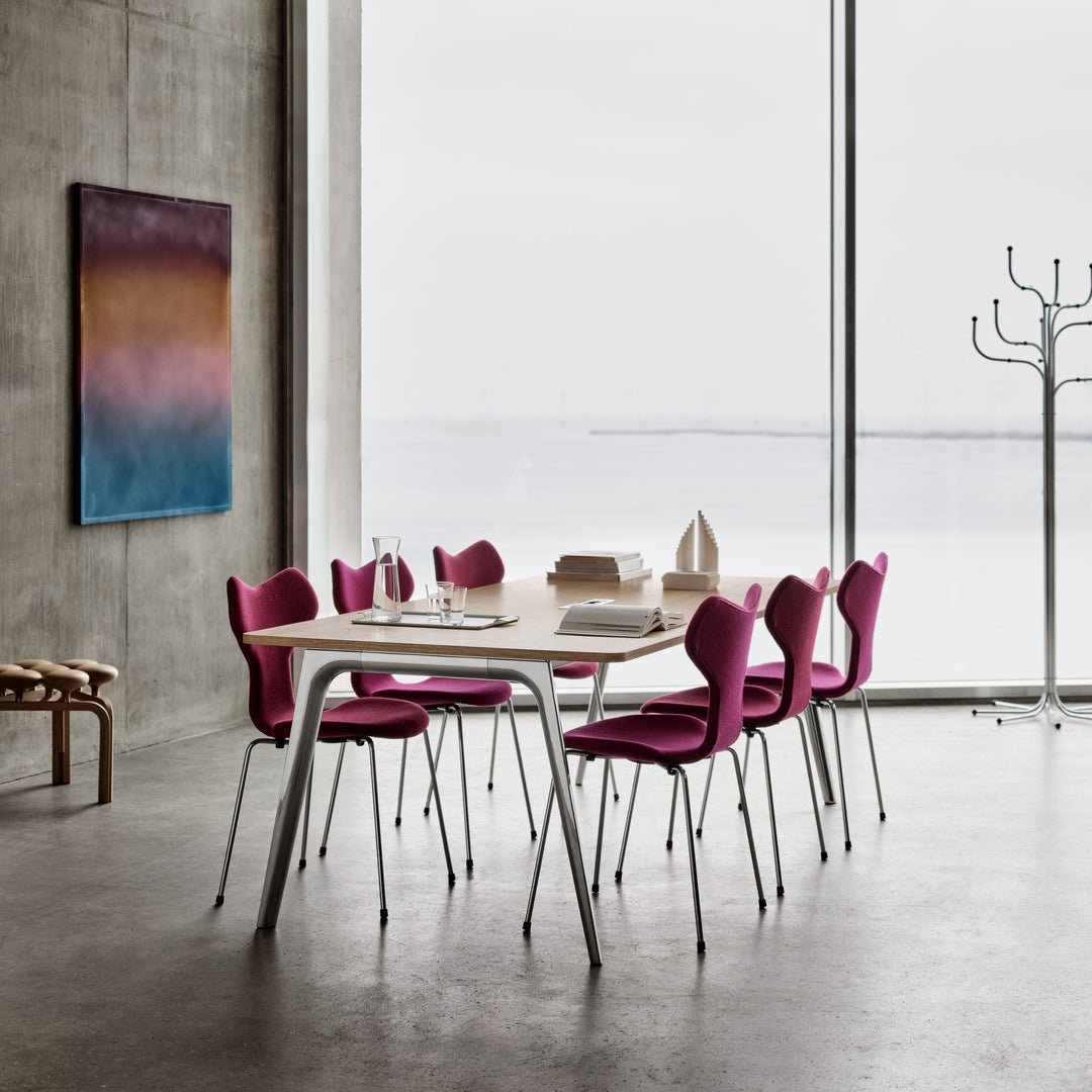 GRAND PRIX™ 3130 Fully Upholstered - ökenhem