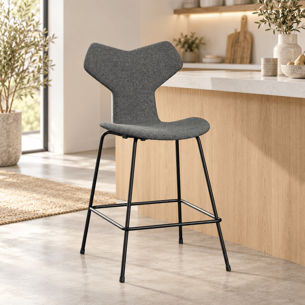 GRAND PRIX™ 3138 Fully Upholstered - ökenhem