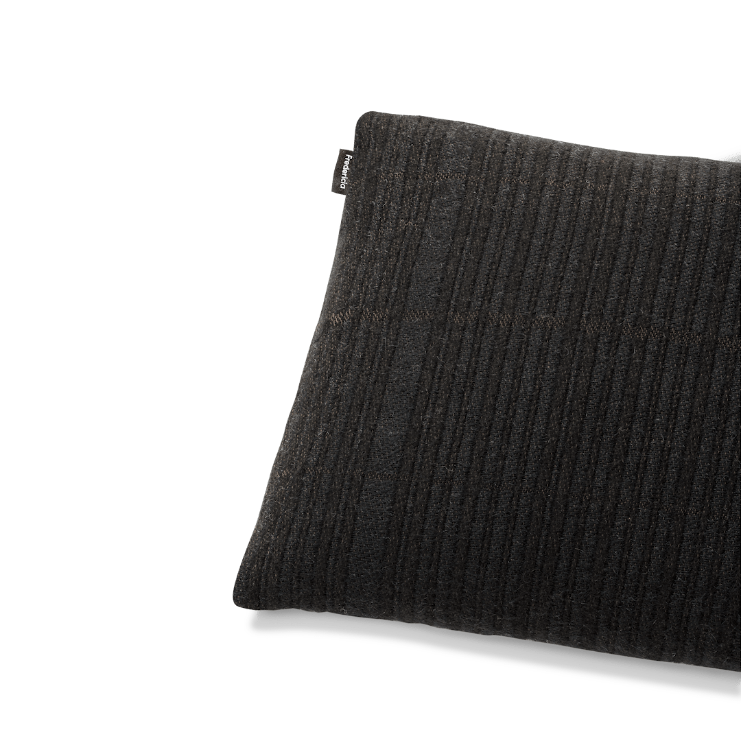 Grid Decorative Cushion - ökenhem