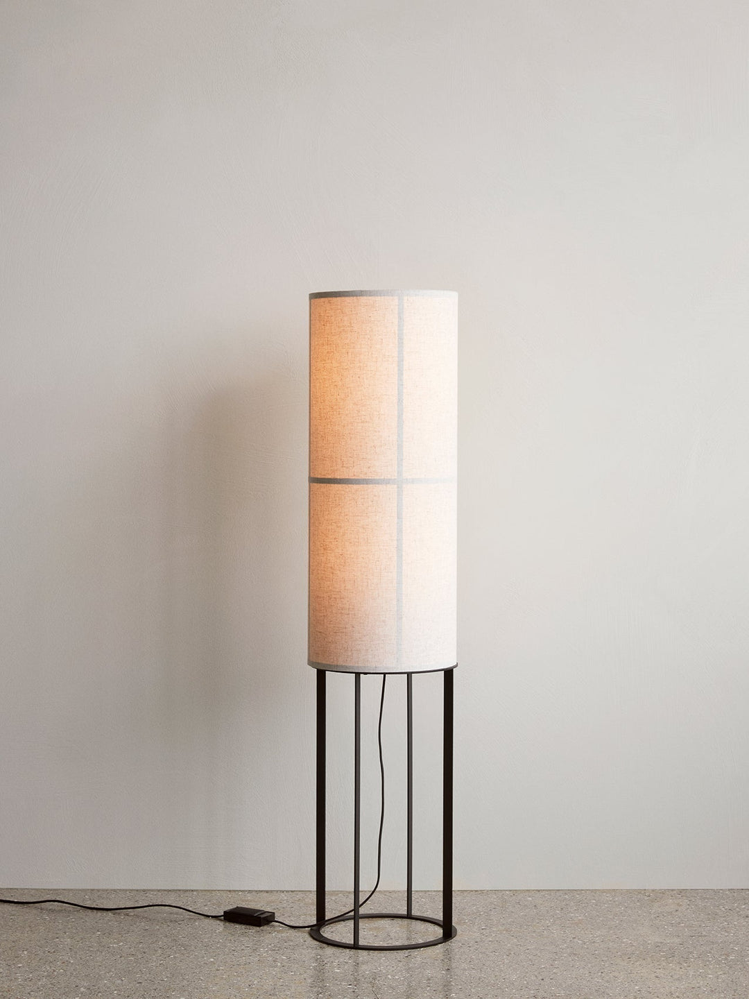 Hashira High Floor Lamp, Raw - ökenhem